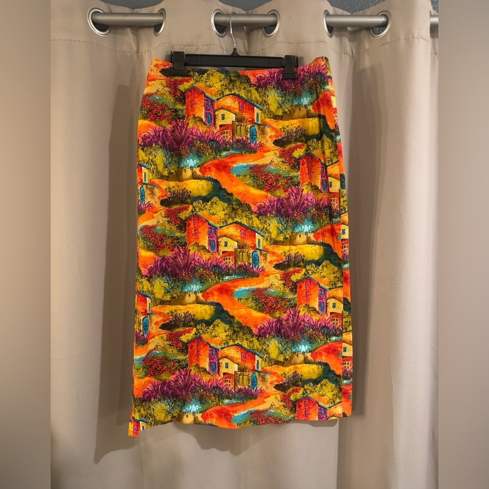 Women’s Colorful Scenic Print Skirt-Source Unknown